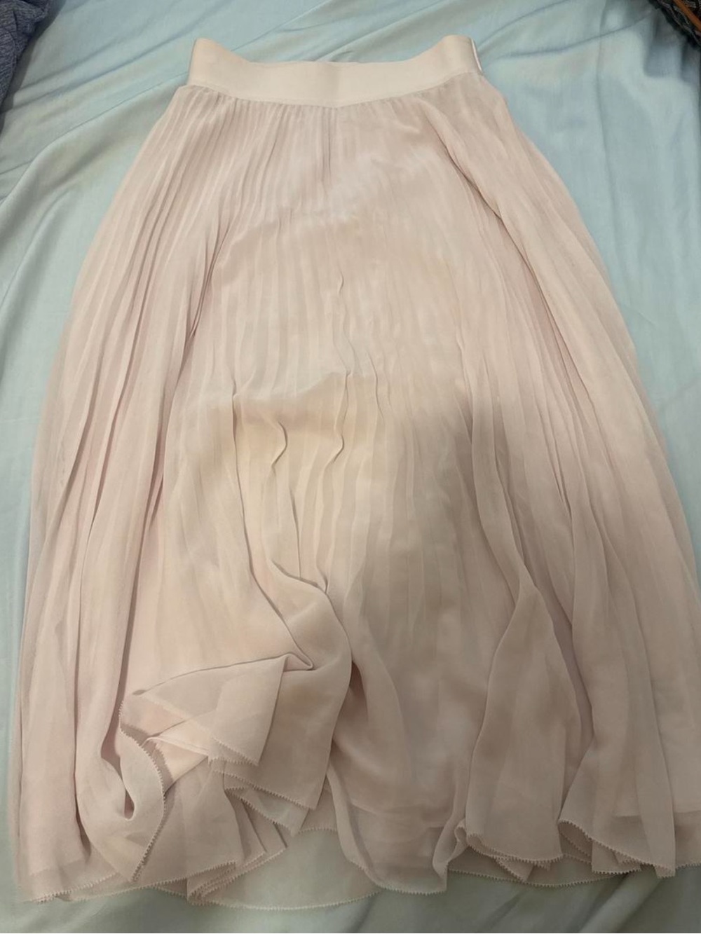 Aritzia twirl skirt